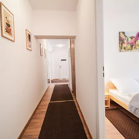 Center Standard 6 Apartmán *