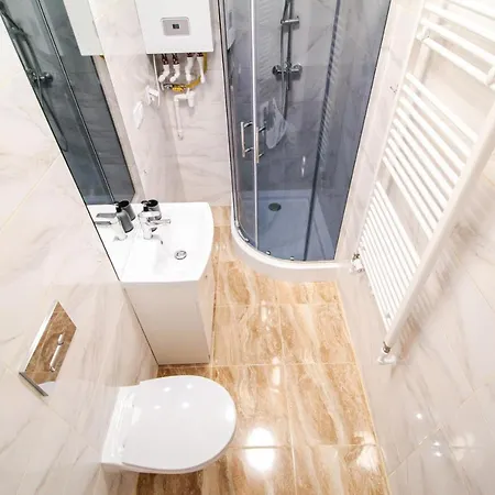 Center Standard 6 Apartment